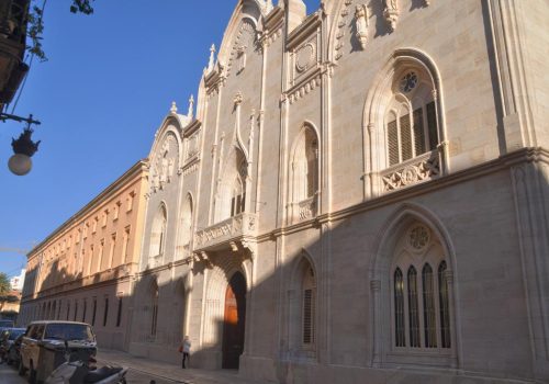 371ff755-f289-423a-9a46-3e79d734f663